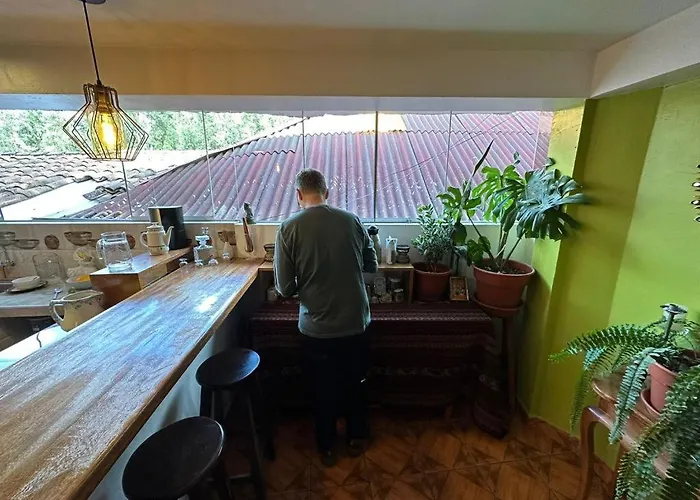 Parwa Guest House